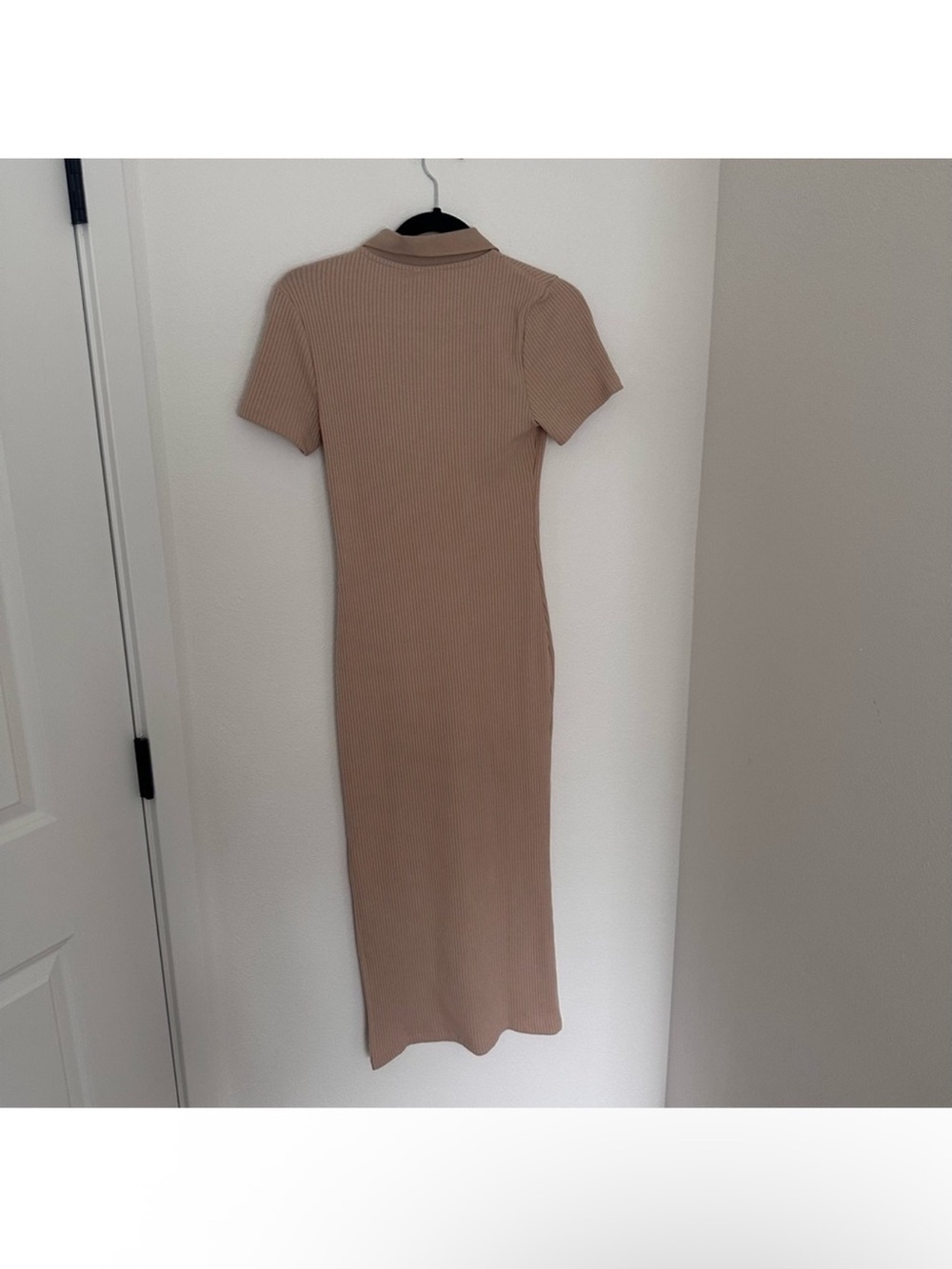 H&M Ribbed Collared Half Buttoned Midi Dress Side Slits Beige Tan Color Size S - Picture 5 of 10